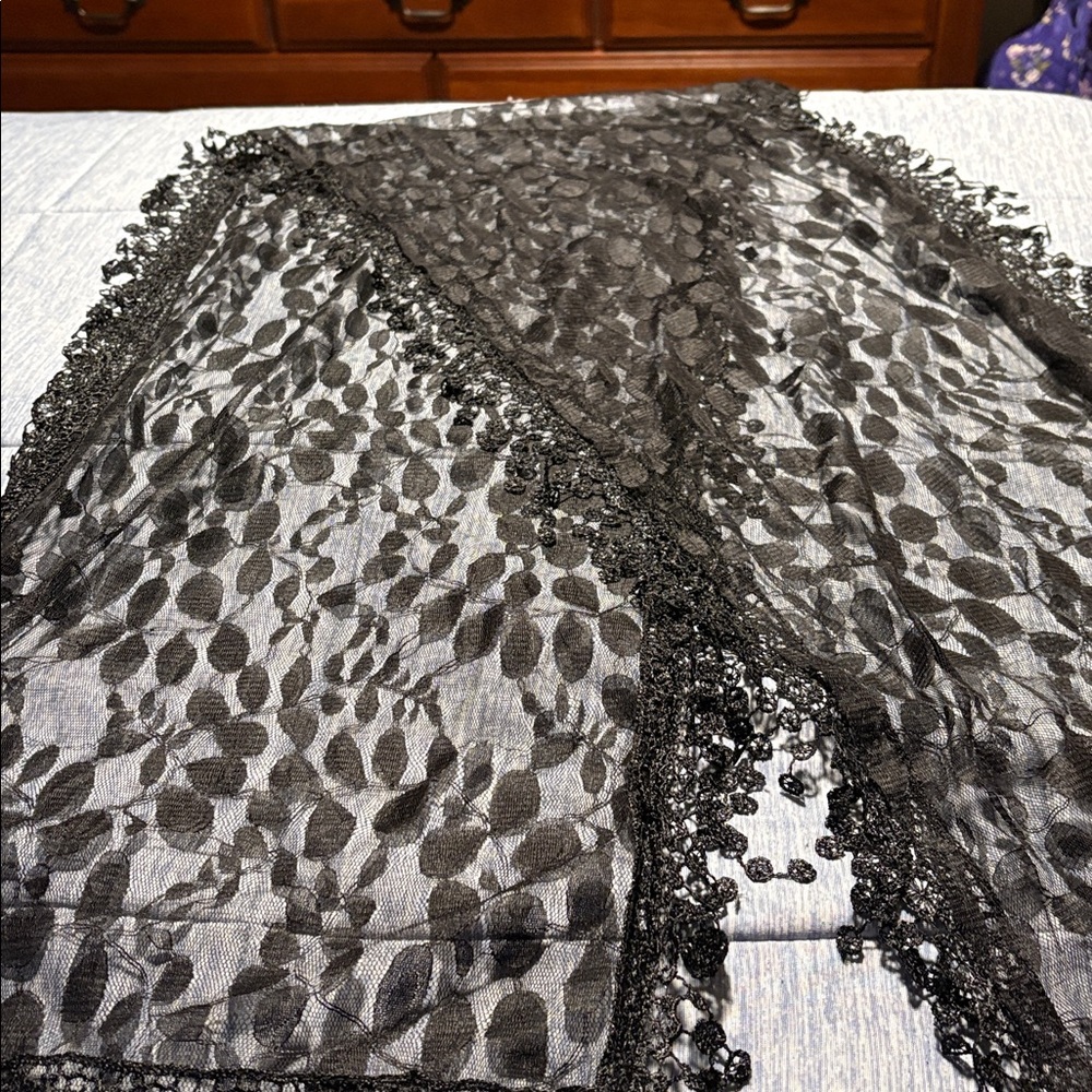 Elegant Black Lace Scarf